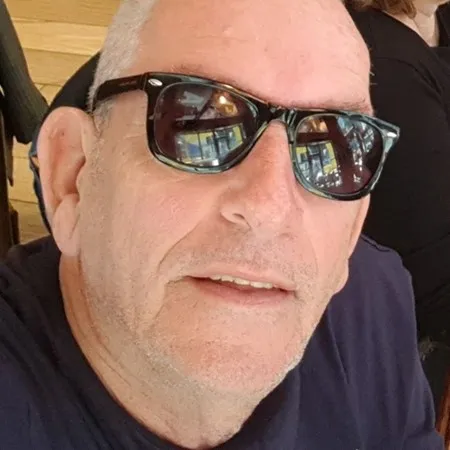 רון זייפר