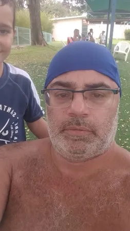 אדיר 17