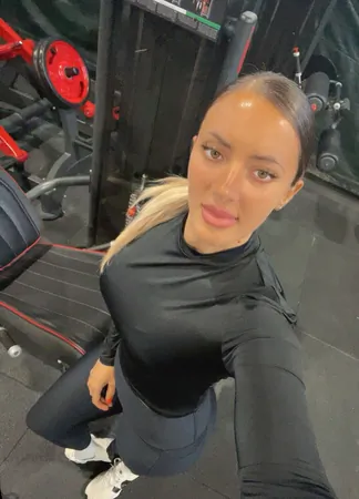 קארין אטיאס 