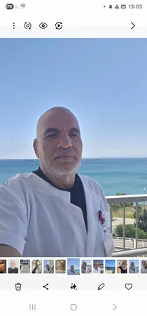 רונן יחזקאל 