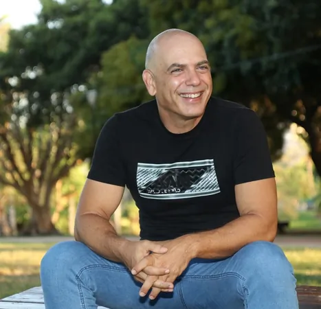 אבי נץ
