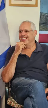 עמי טל