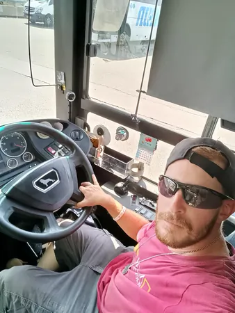 הנהג מספר 1 
