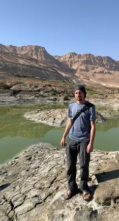 אוריאלr1
