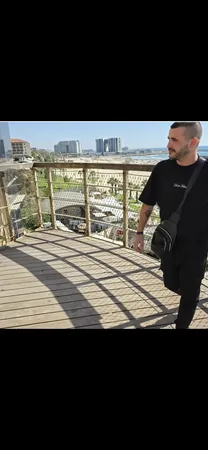 אלמוגגגג....