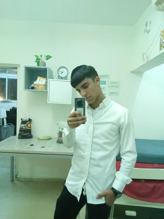יוני  הנסיך 