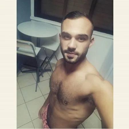 אריאלוש