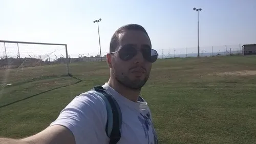 בודד 25