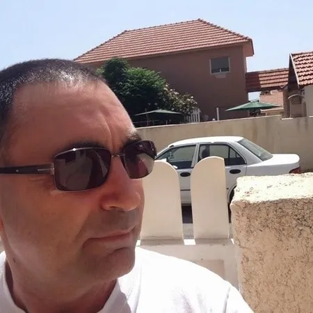 נואיל סיקלא