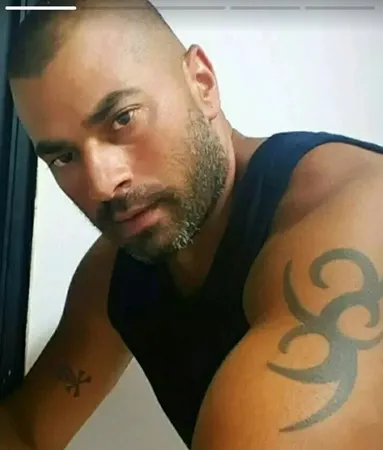 בום