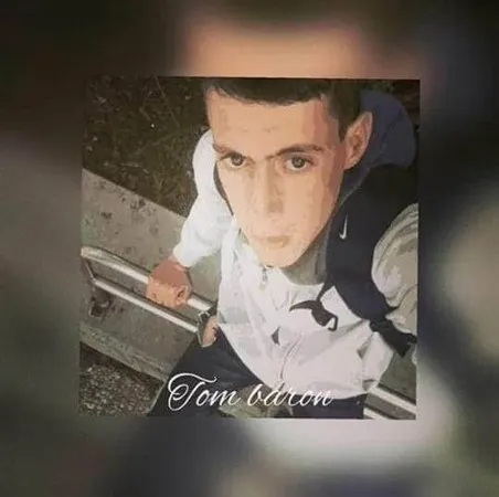  אני חי את חיי 