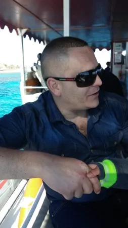 מחבש אישה חמודה