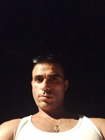 טוניfd