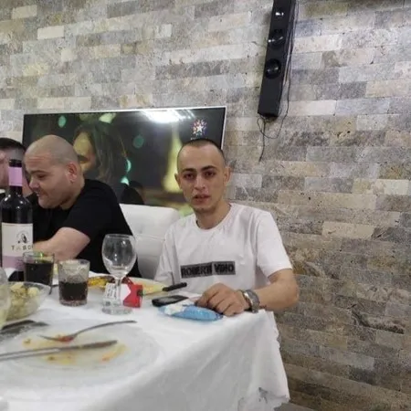 מחסל האגדות