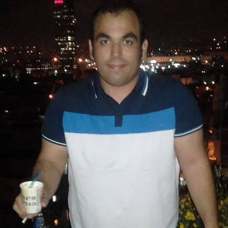 עמיr