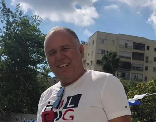 מיוחד 54