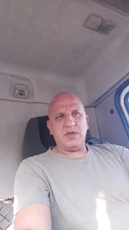 מיקי מייקי