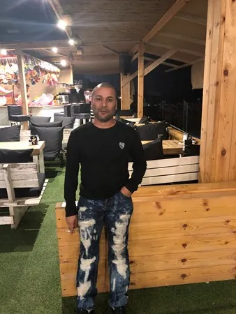שרון סטון