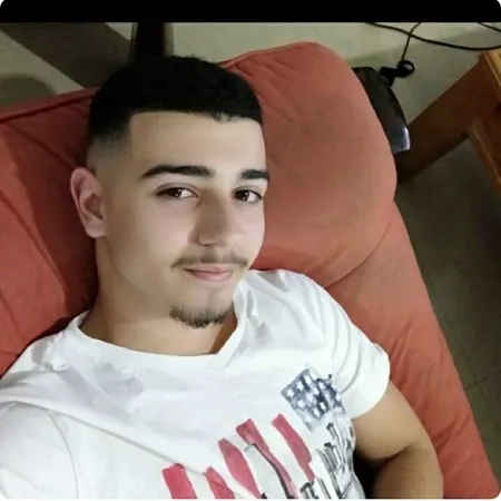 אבי המלך 275376