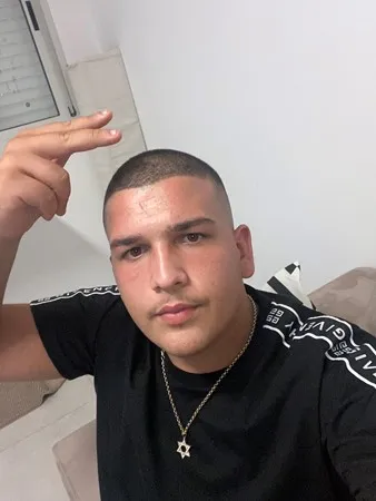 רז א