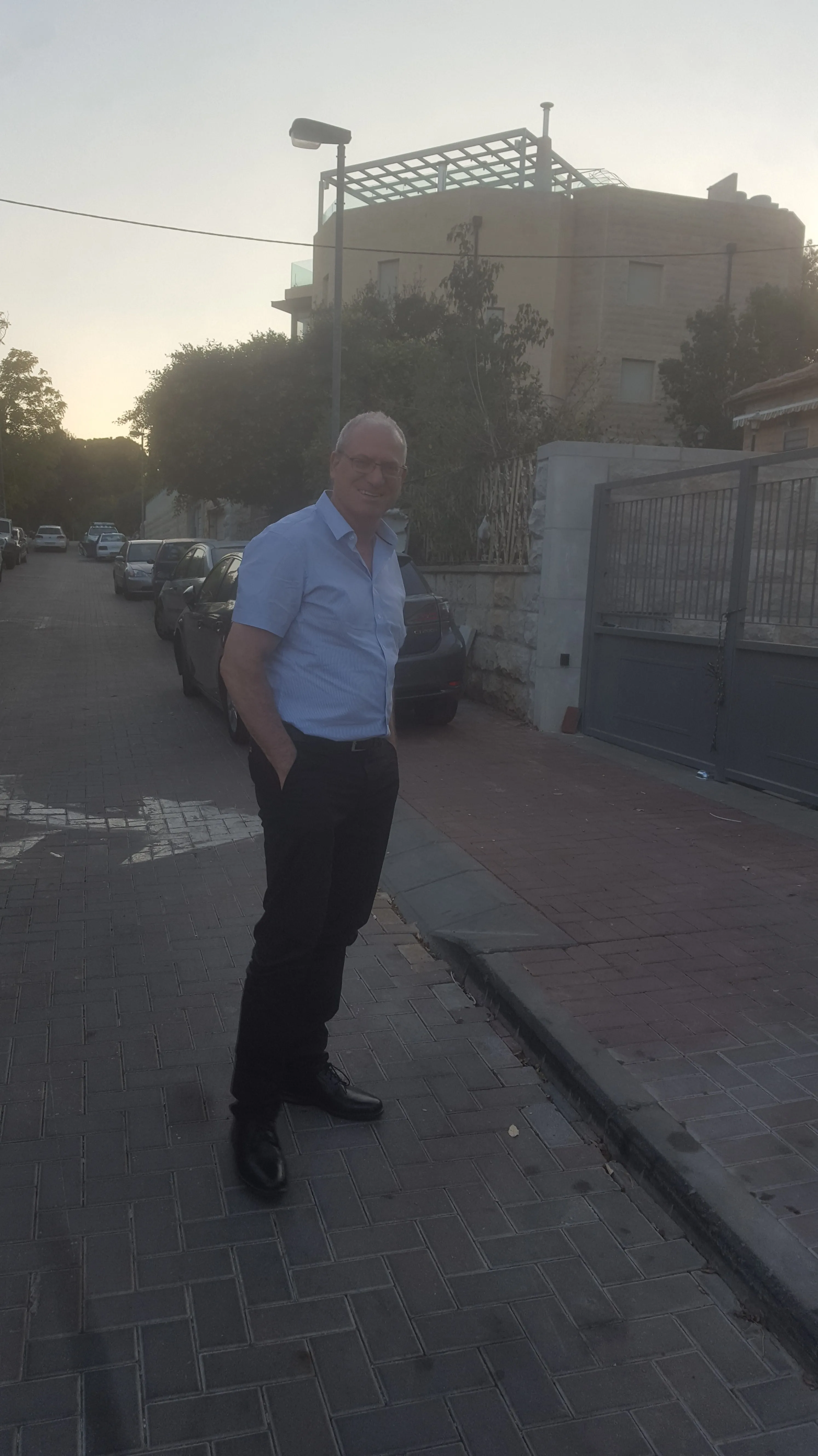 רון65