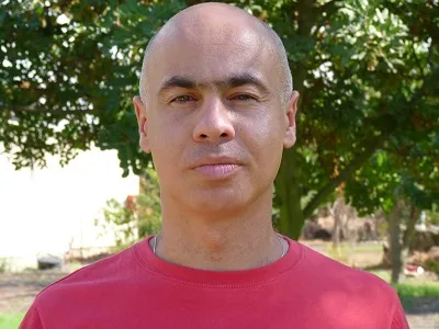 eyali