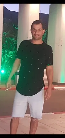 אדירוס