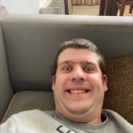 jhuyyh