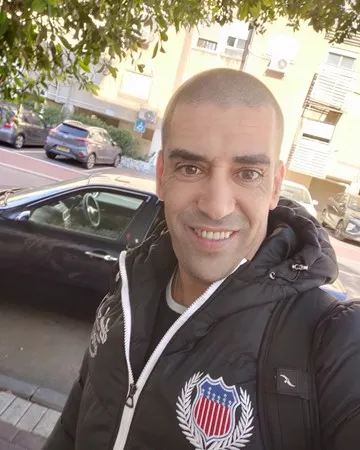 ארז הלוהט