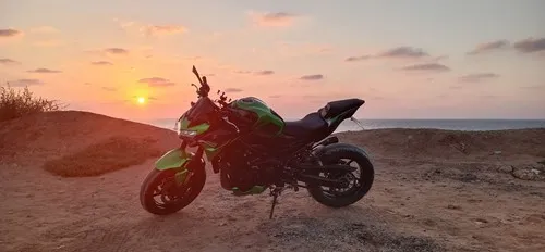 FlasH_z900