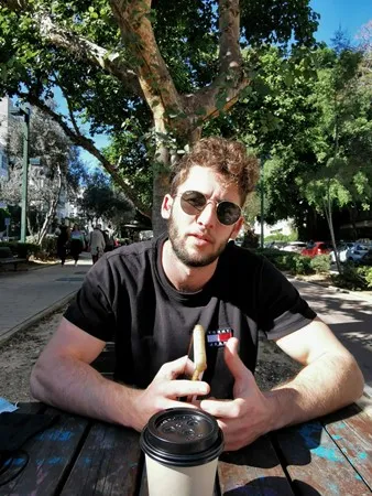 עעמית