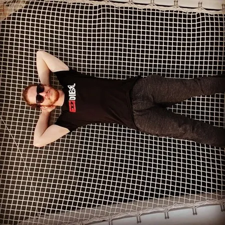 23Yan 