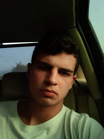 הבורר1