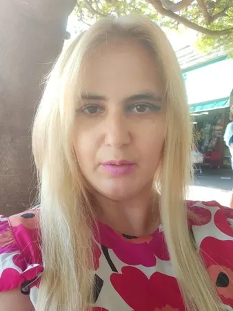 Shira2000