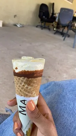 אני בא והולך 