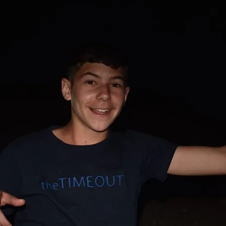 אלחנן z