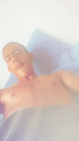 גוניj
