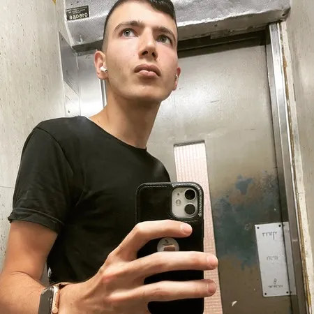 Avi673