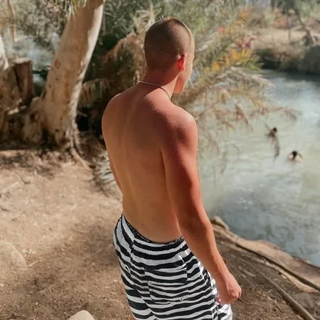 אורי יאיר