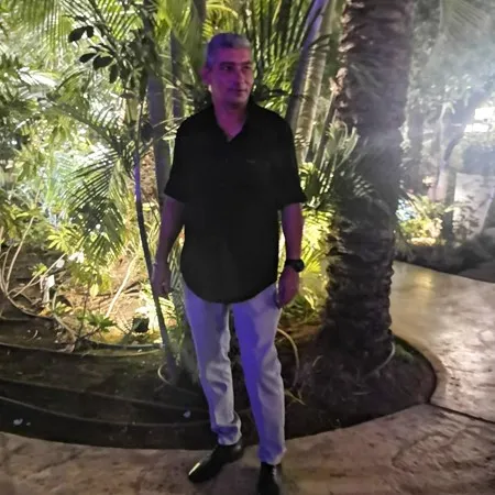 אייל פרץ ט