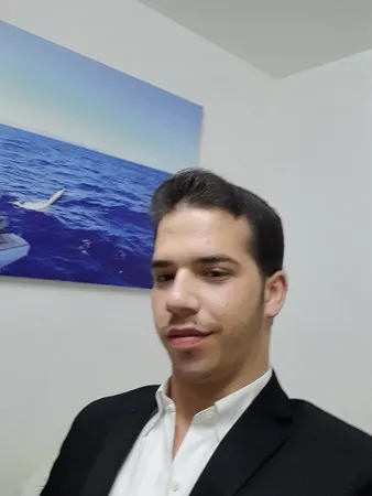משה 10121999