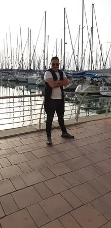 Avi30