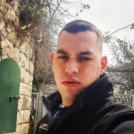 מושקו6