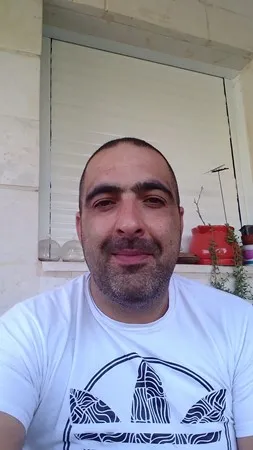מוטי ס