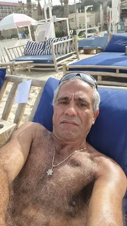 ראובן 64