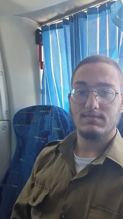 חן 99