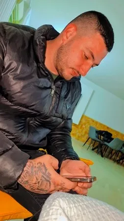 האחד שלך..