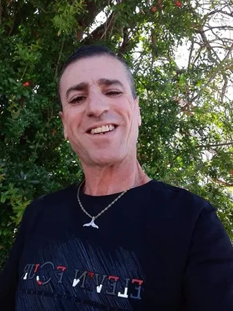 לאב.מי.