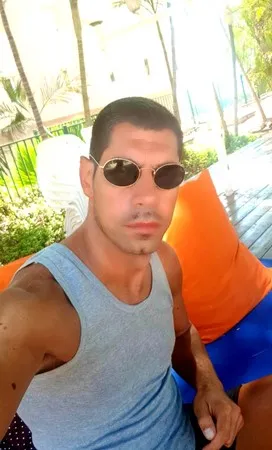 Moty37