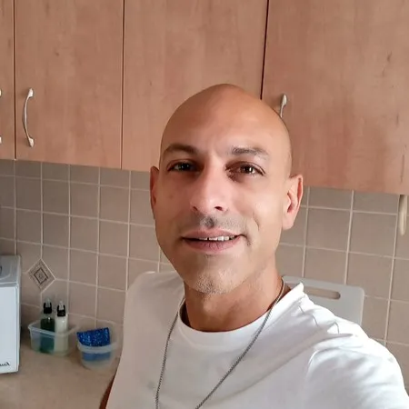 אלעד יחזקאל